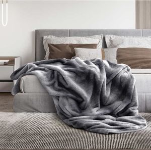 Mon chateau faux fur queen blanket